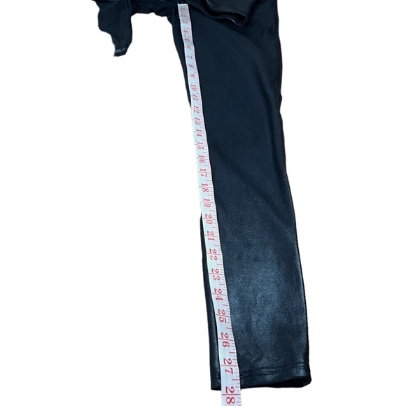 SPANX Black Faux Leather Leggings in LIKE NEW Condition US Sz L - Picture 7 of 8